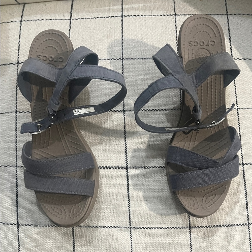 CROCS Women's Navy Strappy Sandals